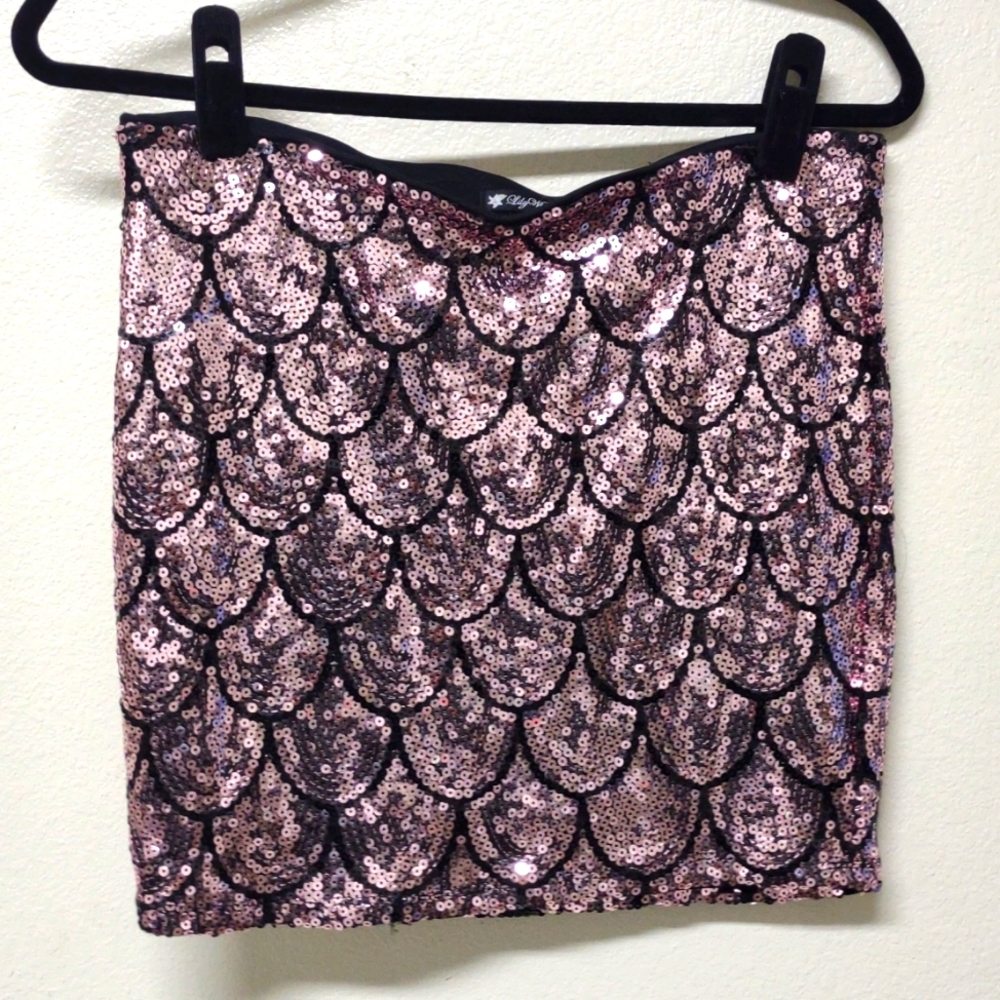 Sequin skirt